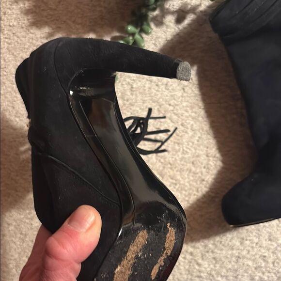 Sam Edelman Black Heeled Fringe Boots with gold trim - Picture 7 of 13